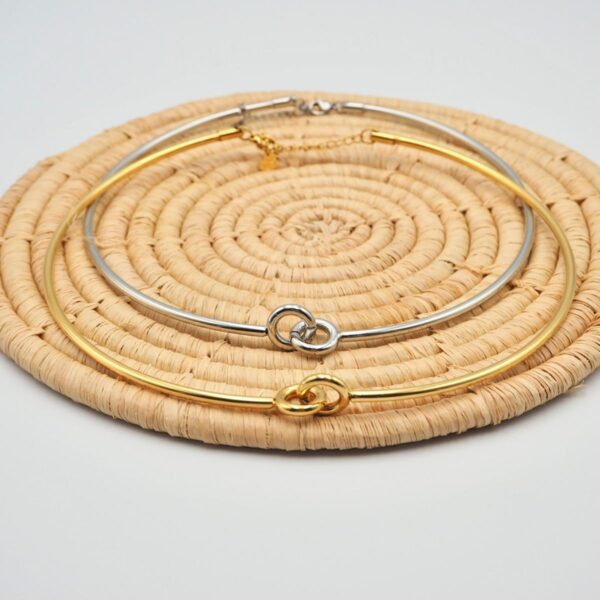 Collana rigida con nodo - immagine 2