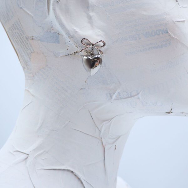 Orecchini con fiocco e cuore - immagine 3