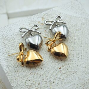 Orecchini con fiocco e cuore