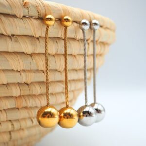 Orecchini a sfera pendente