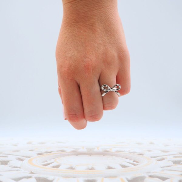 Anello fiocco